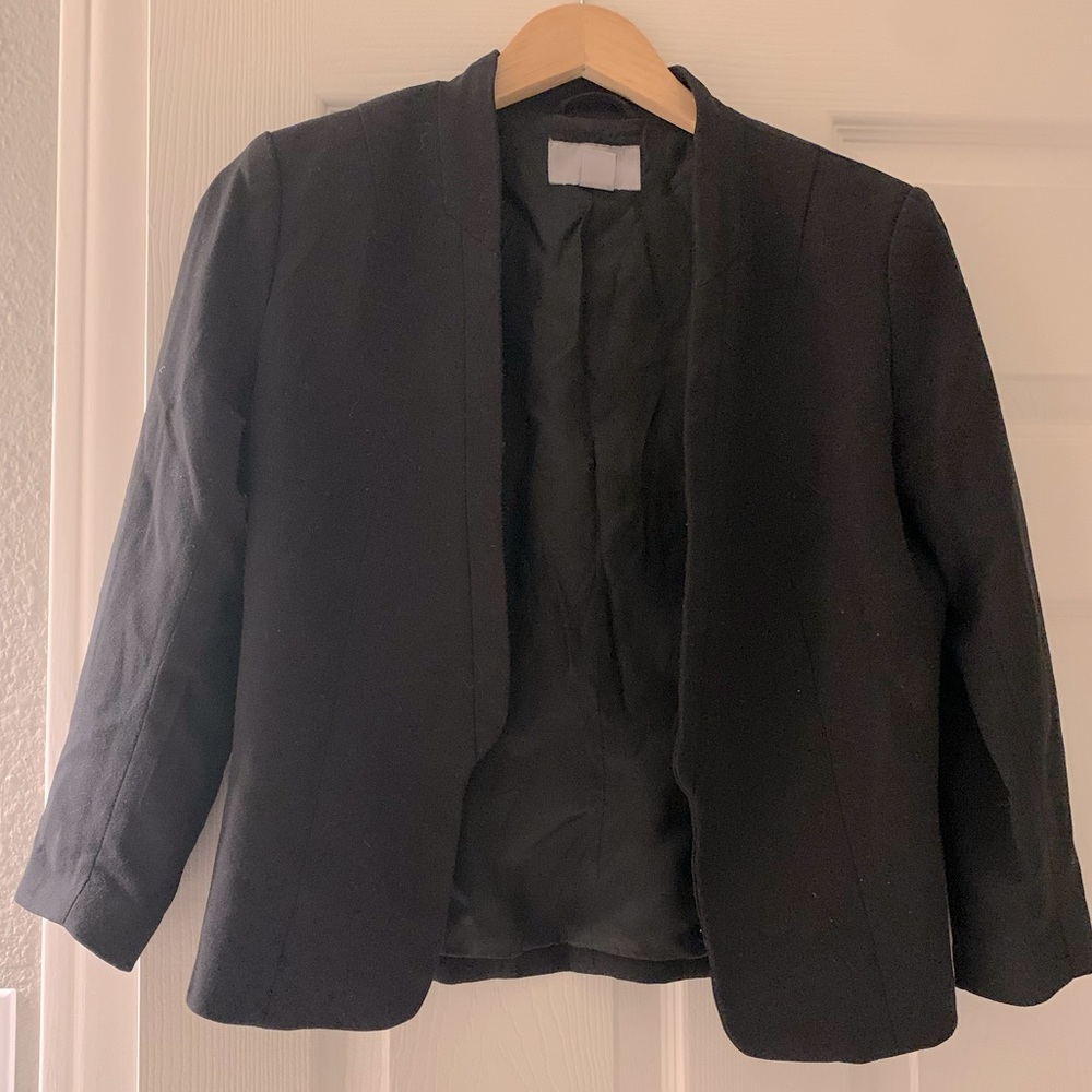 H&M Black Fitted Short Blazer